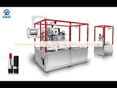 Полностью силиконовый наполнитель для помады с запатентованным дизайном хвата.
