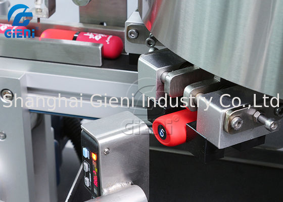 Машина для прикрепления этикеток губной помады управлением 2KW 90pcs/Min PLC