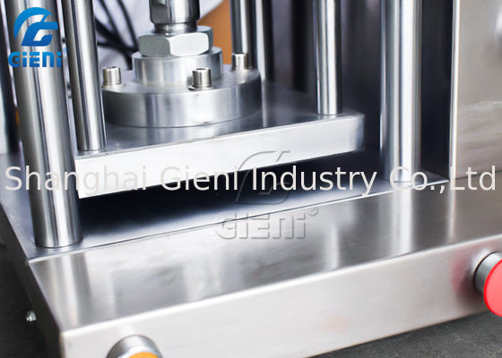 Автоматический питаясь Formular лаборатории косметическая машина прессы порошка